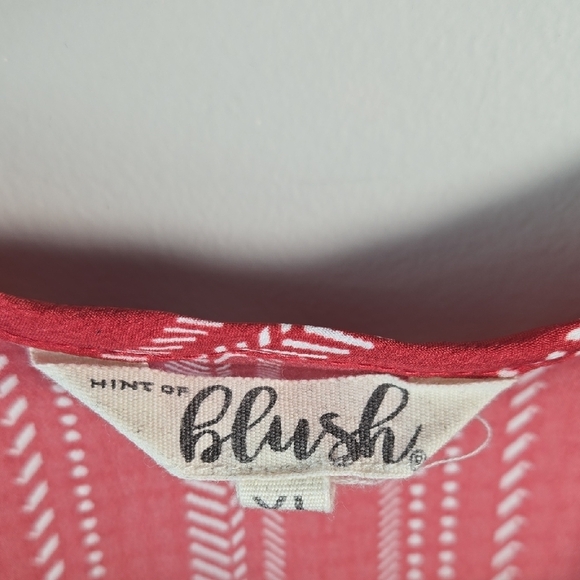 Blush Red Patterned Top - Picture 2 of 8